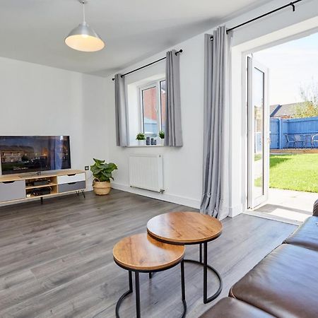 Cosy,Modern And Relaxing 3 Bedroom House With Parking Manchester Exterior foto